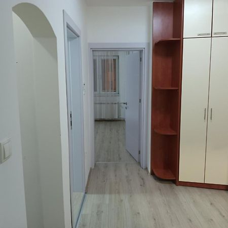 Premium Square Apartment Skopje Buitenkant foto
